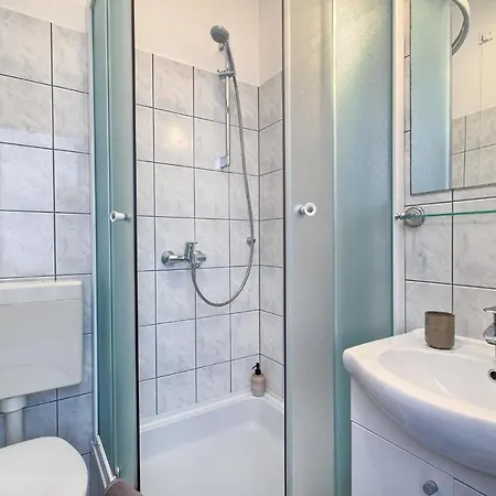 Irena Guest house