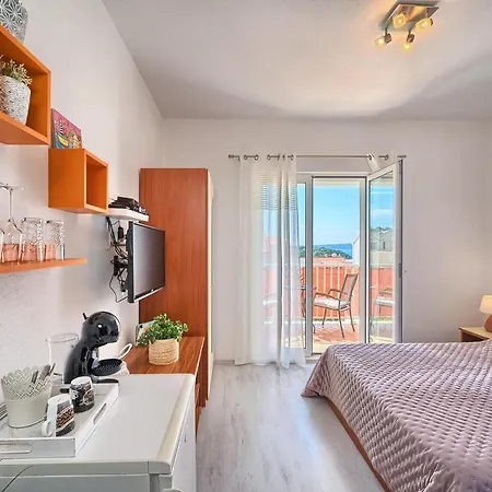 Irena Hvar Town