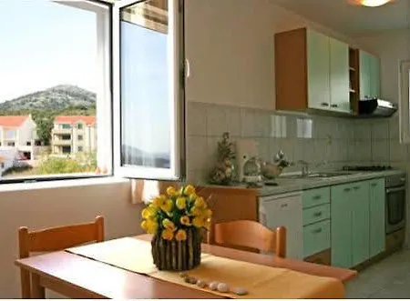 Irena Guest house